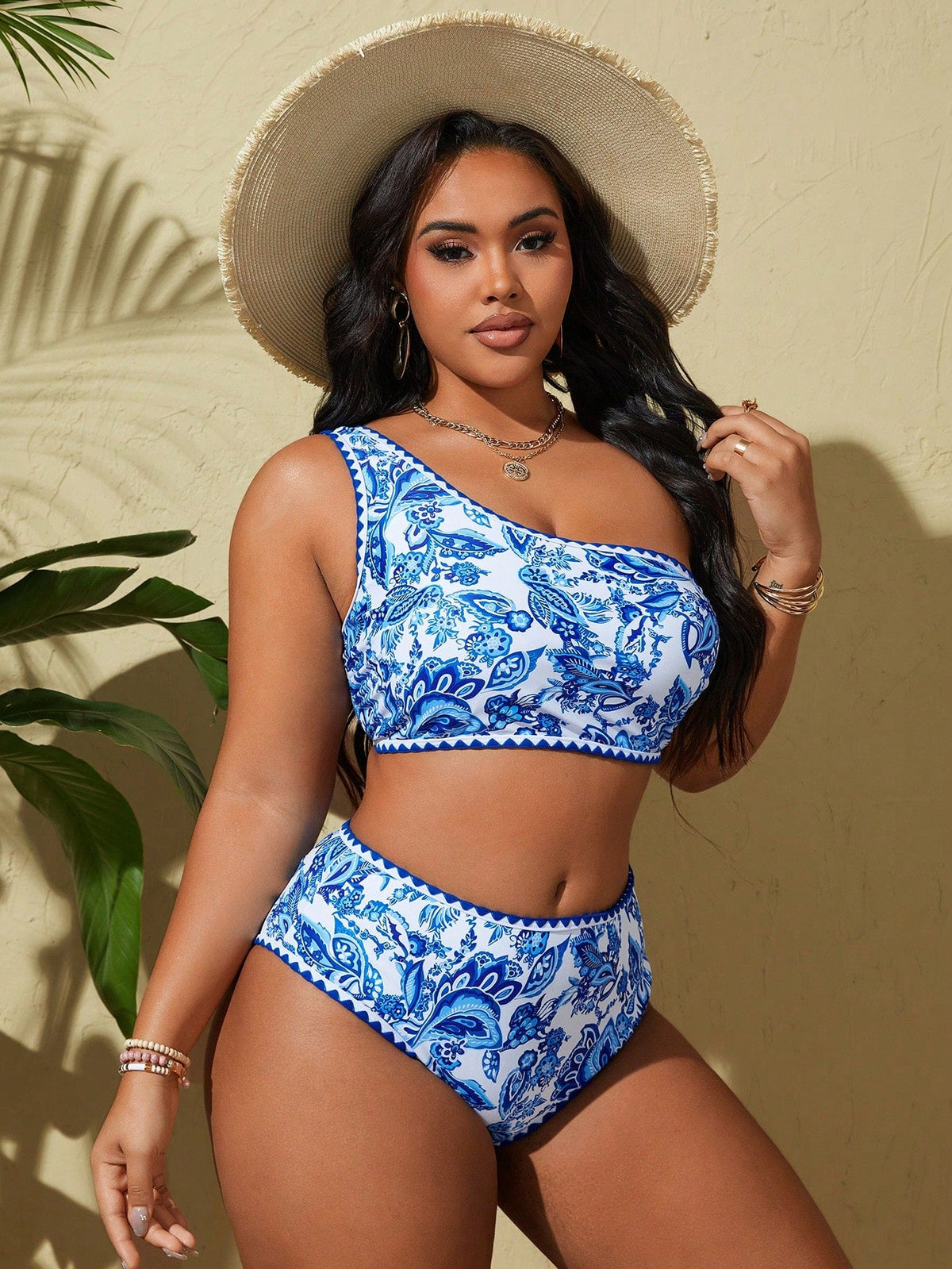 Biquíni Plus Size Um Ombro Anne