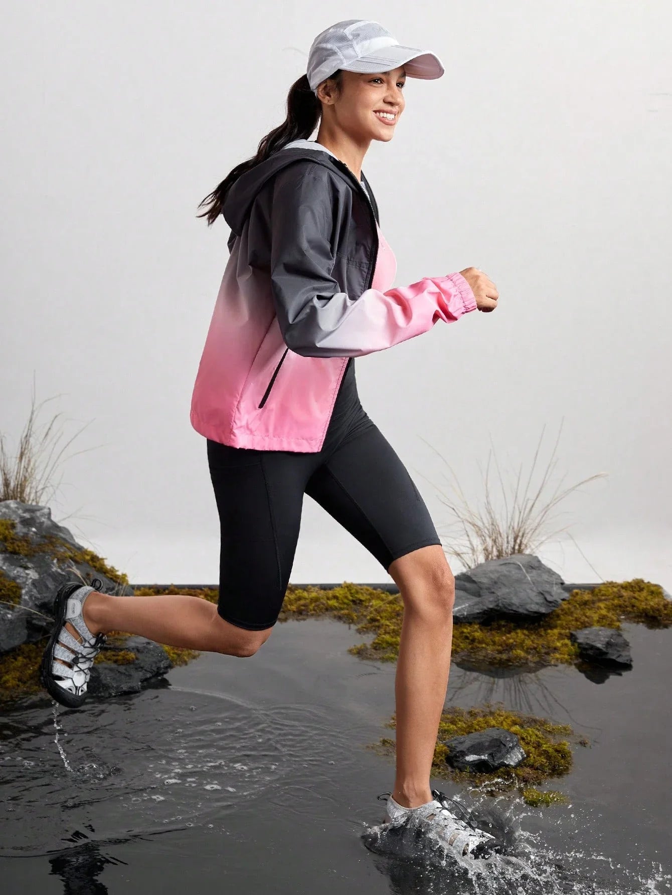 Corta-Vento Casual Com Capuz Julia