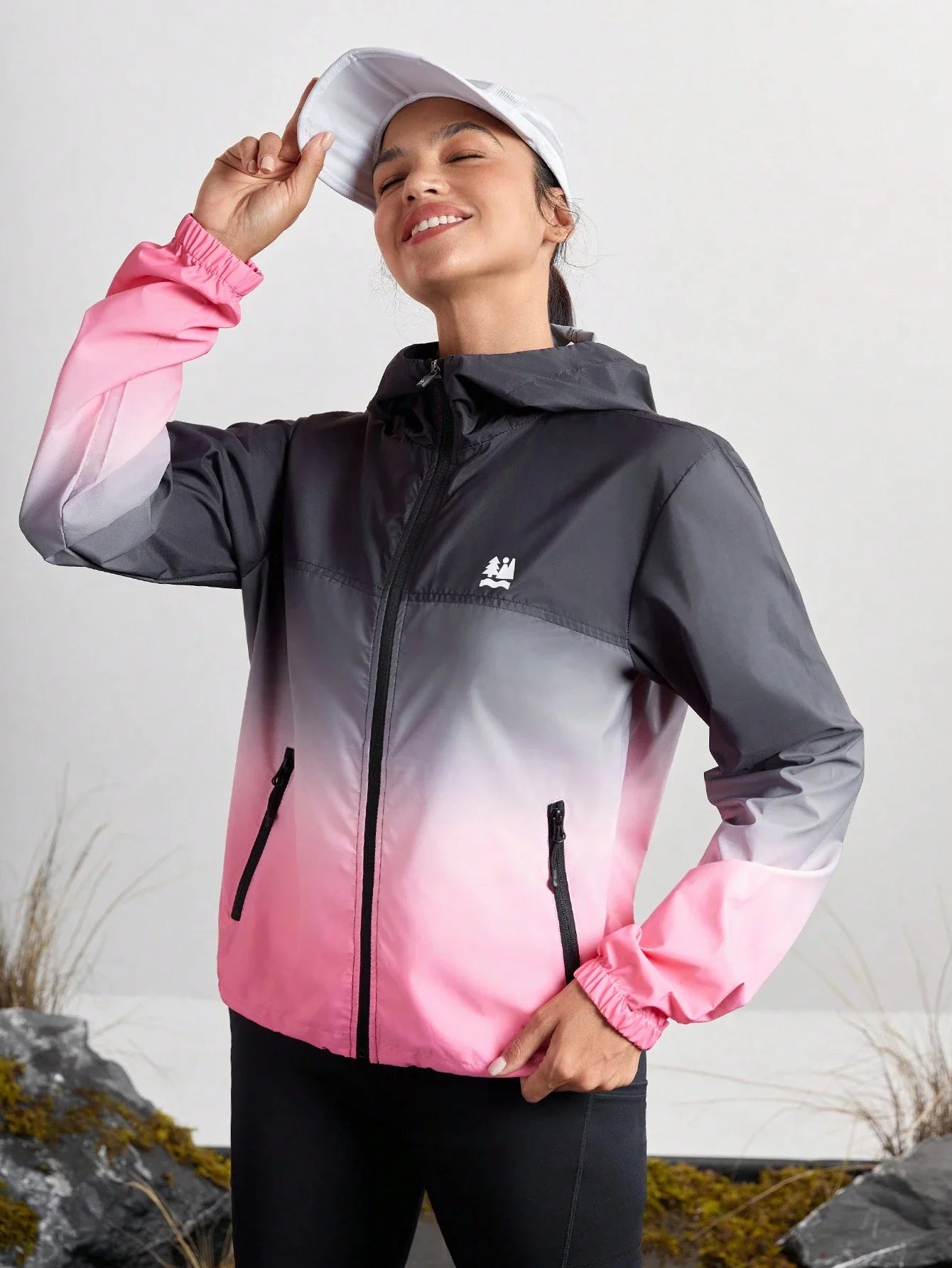 Corta-Vento Casual Com Capuz Julia