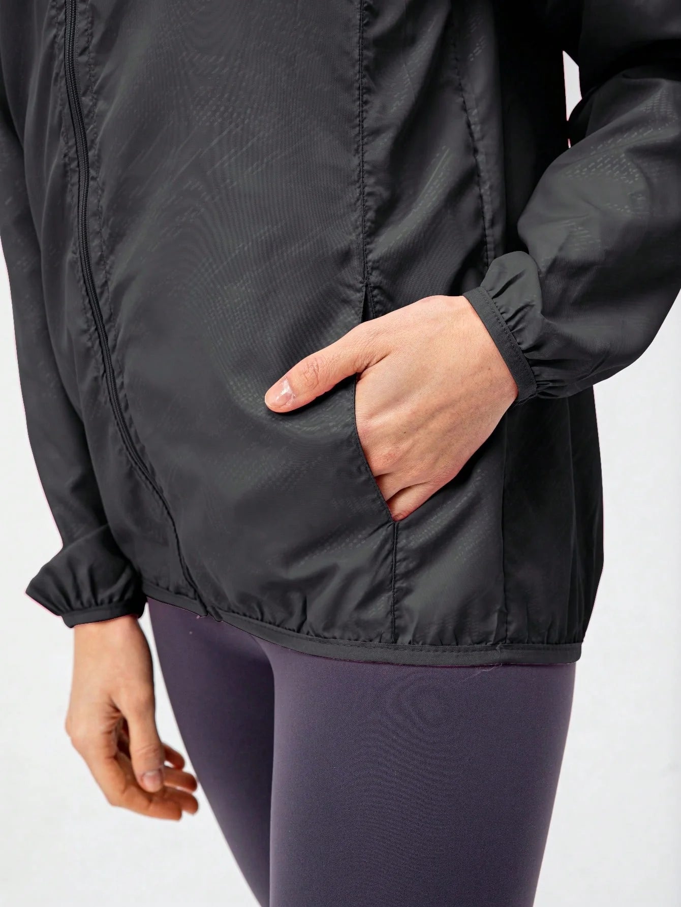 Corta Vento Leve de Secagem Rápida e Resistente