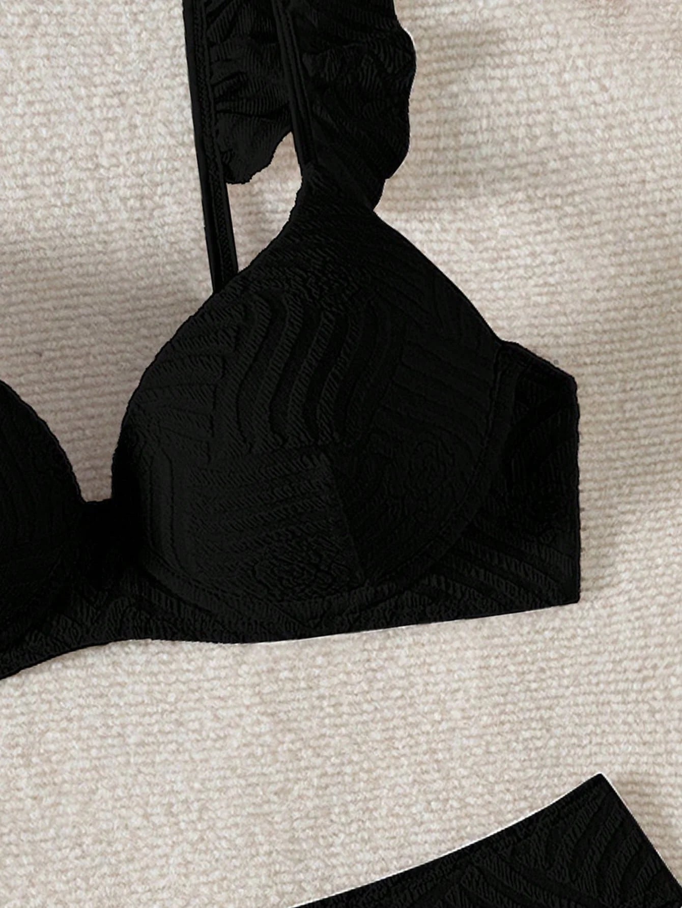 Biquíni Texturizado Com Babado