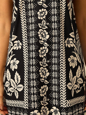 Vestido Curto Boho de Verão