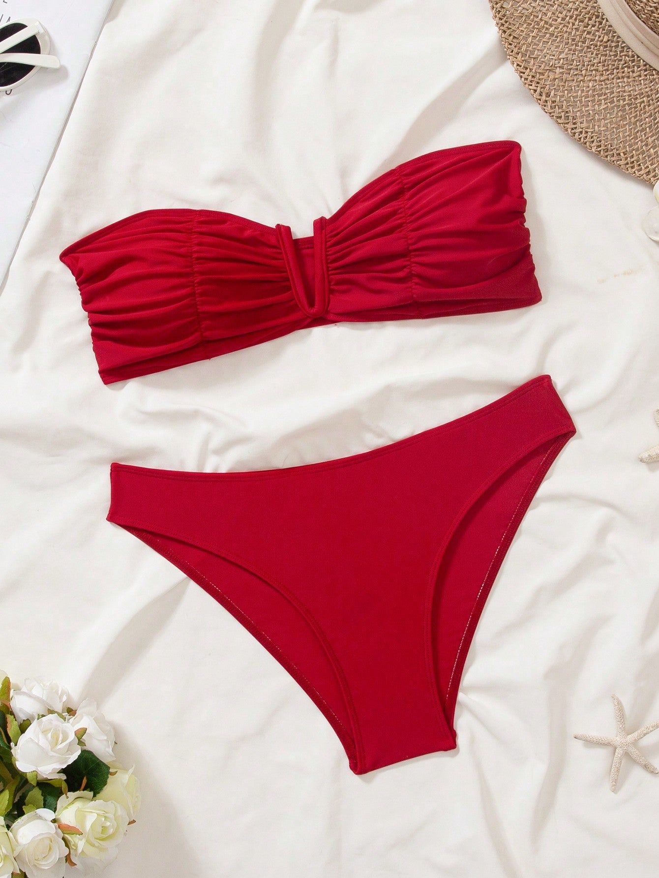 Biquíni Tomara que Caia com Decote V