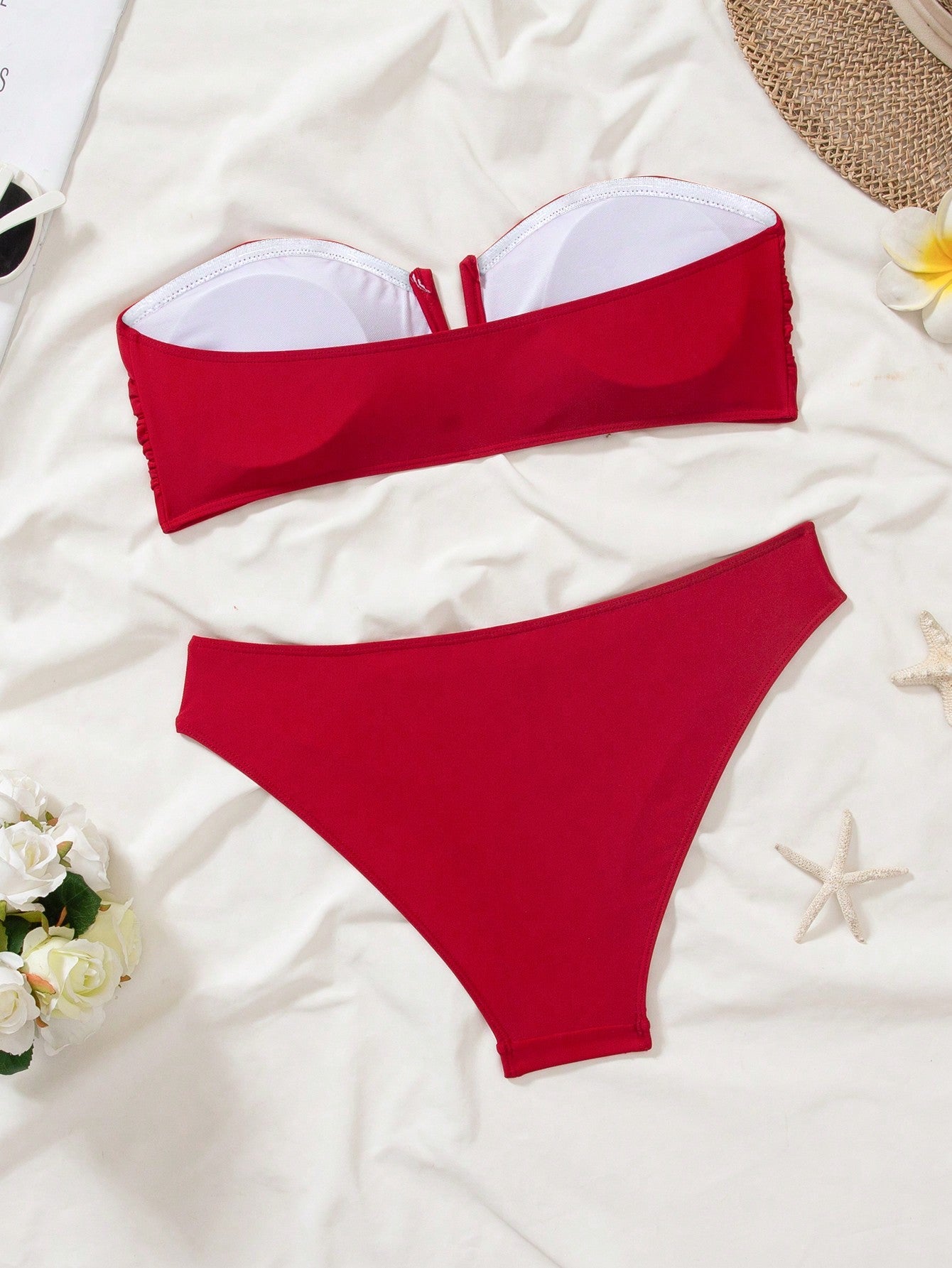 Biquíni Tomara que Caia com Decote V