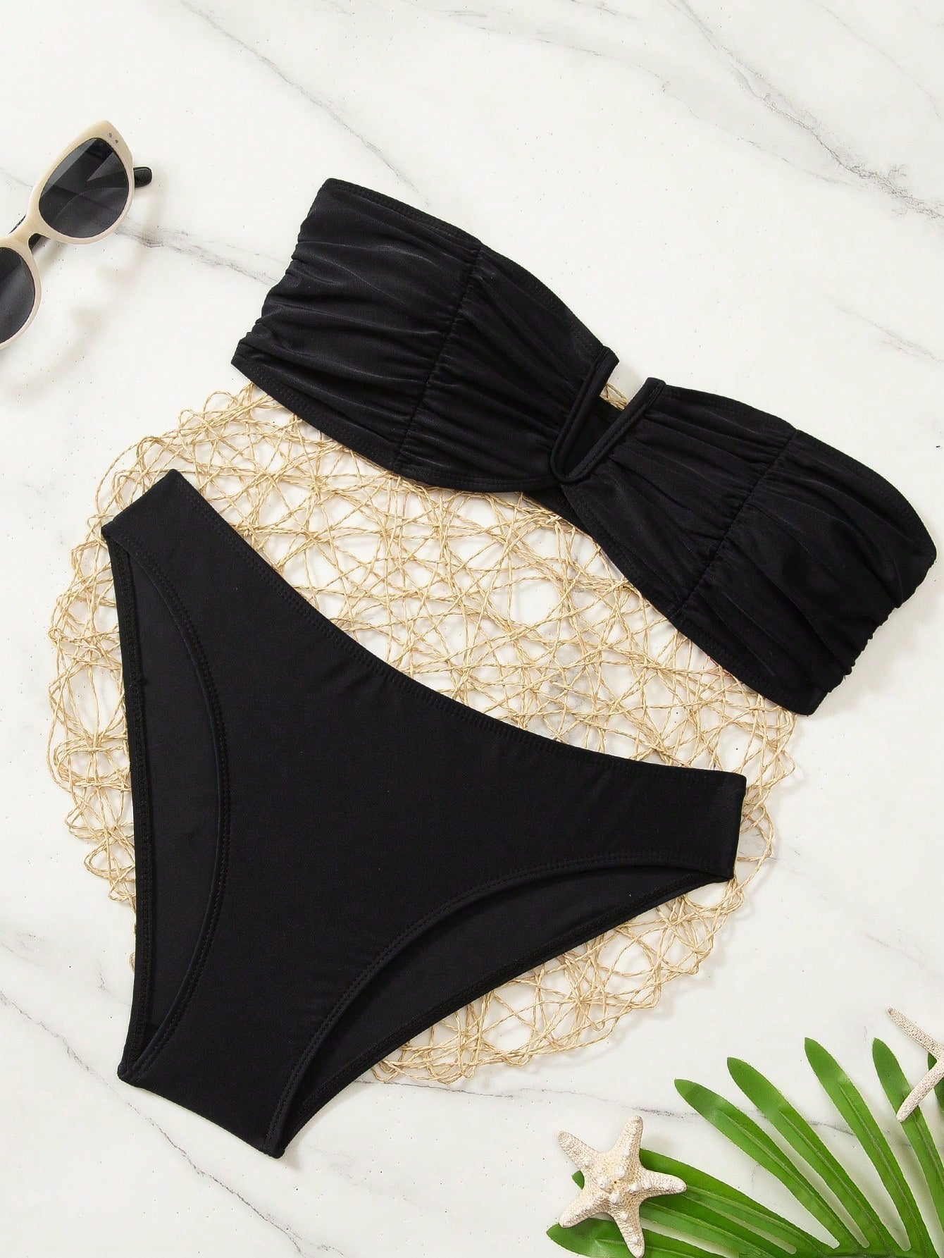 Biquíni Tomara que Caia com Decote V