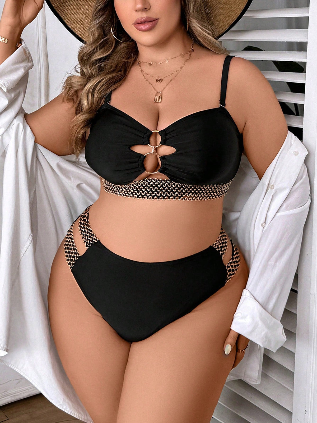 Biquíni Plus Size - Recortes e Detalhes Sofisticados G4